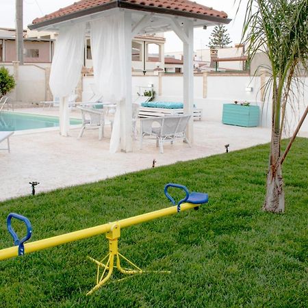 I Gufi Bed & Breakfast Marzamemi Bagian luar foto